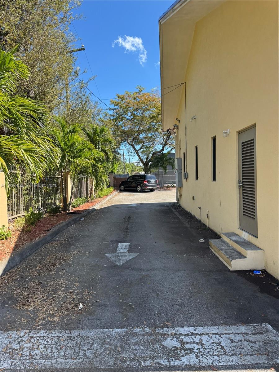 1595 NW 119th Street