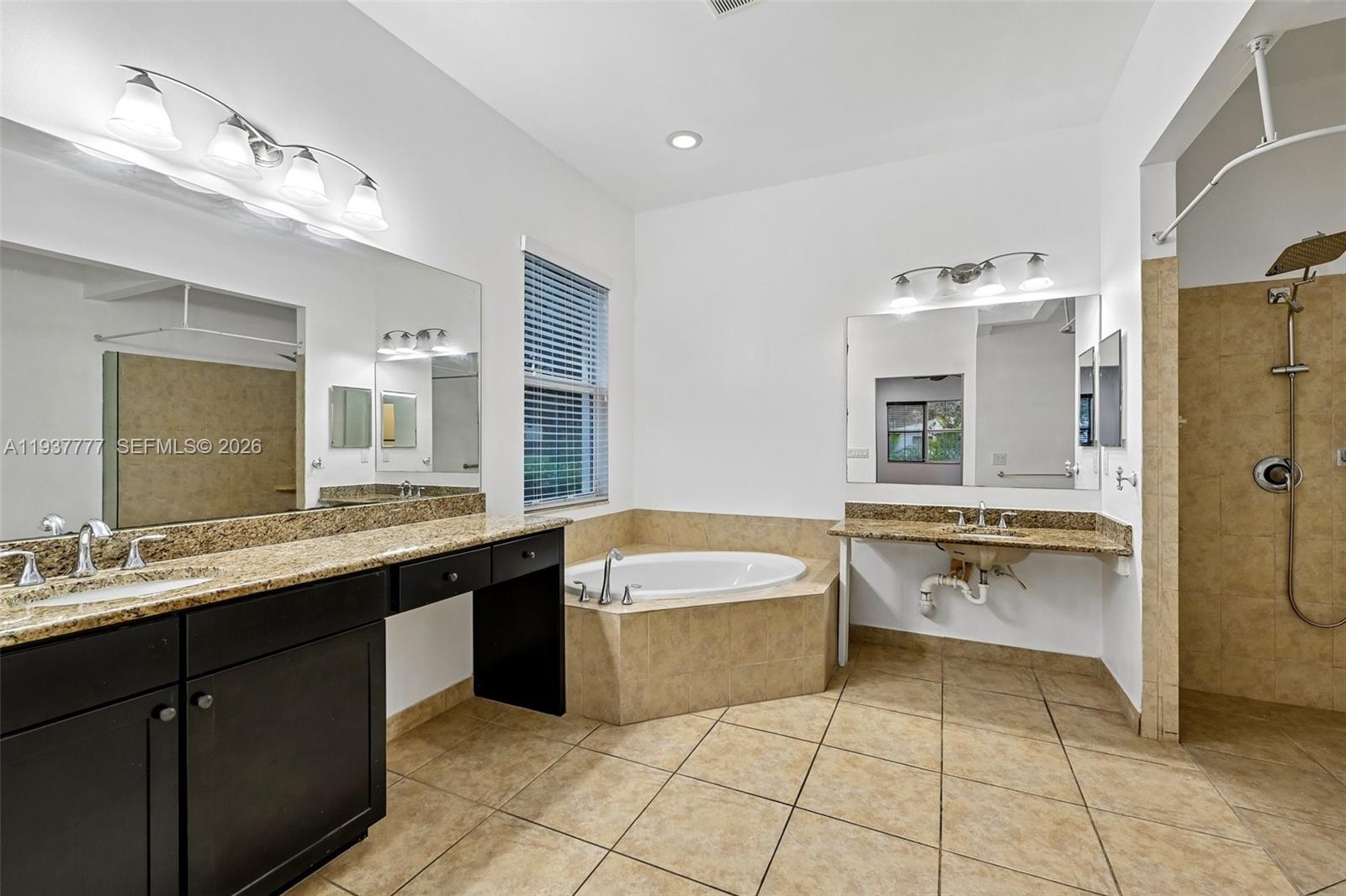 6432 SW 55th Place