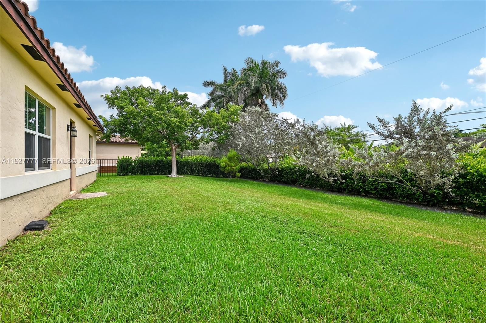 6432 SW 55th Place