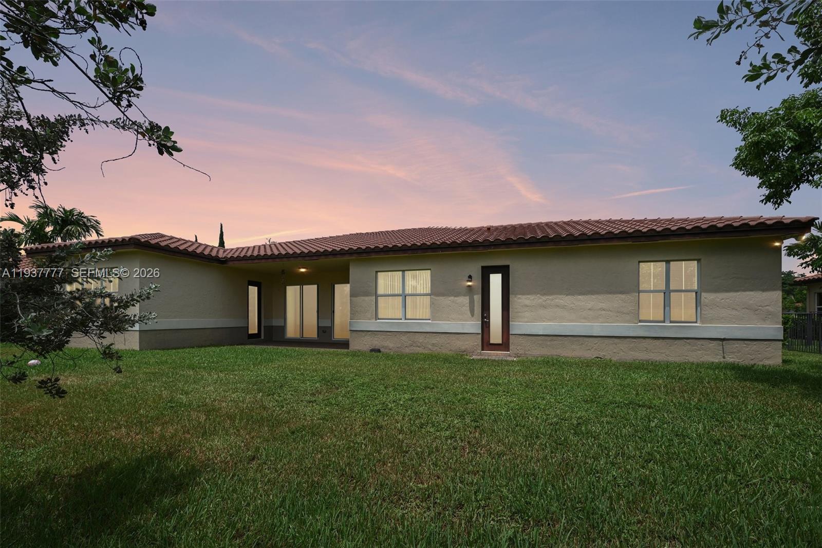 6432 SW 55th Place