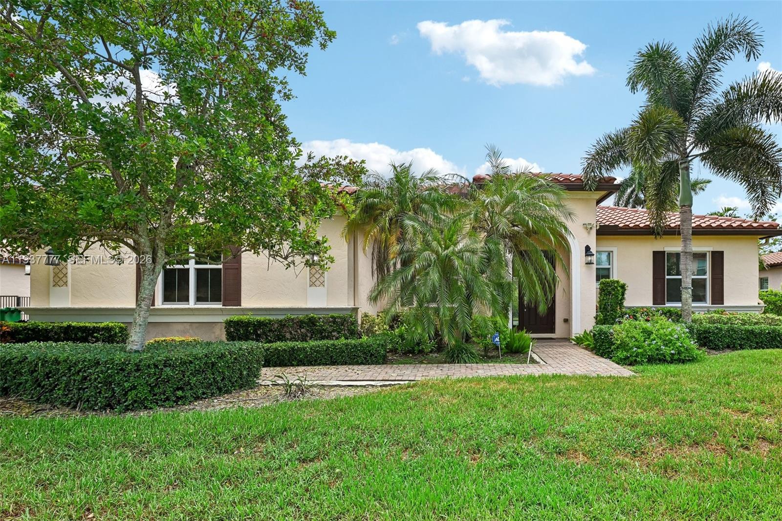 6432 SW 55th Place