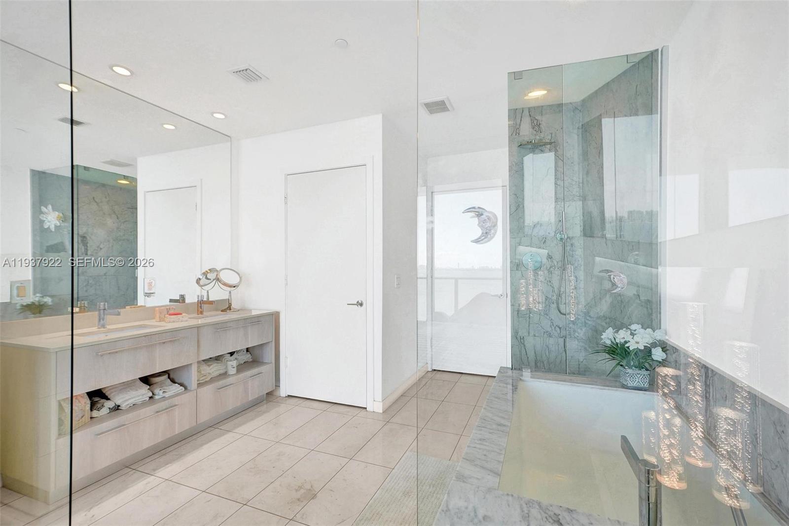 480 NE 31st Street