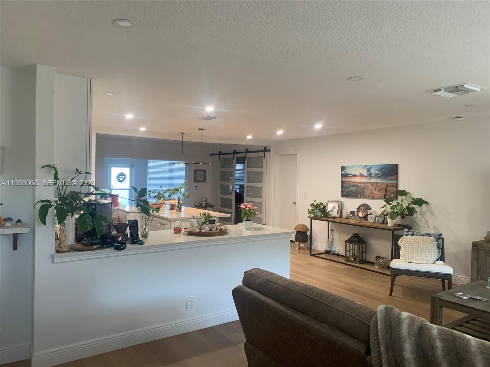 1801 SW 22nd Way gallery image #9