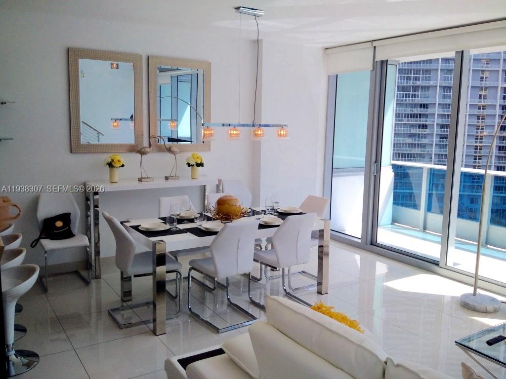 200 Biscayne Boulevard Way