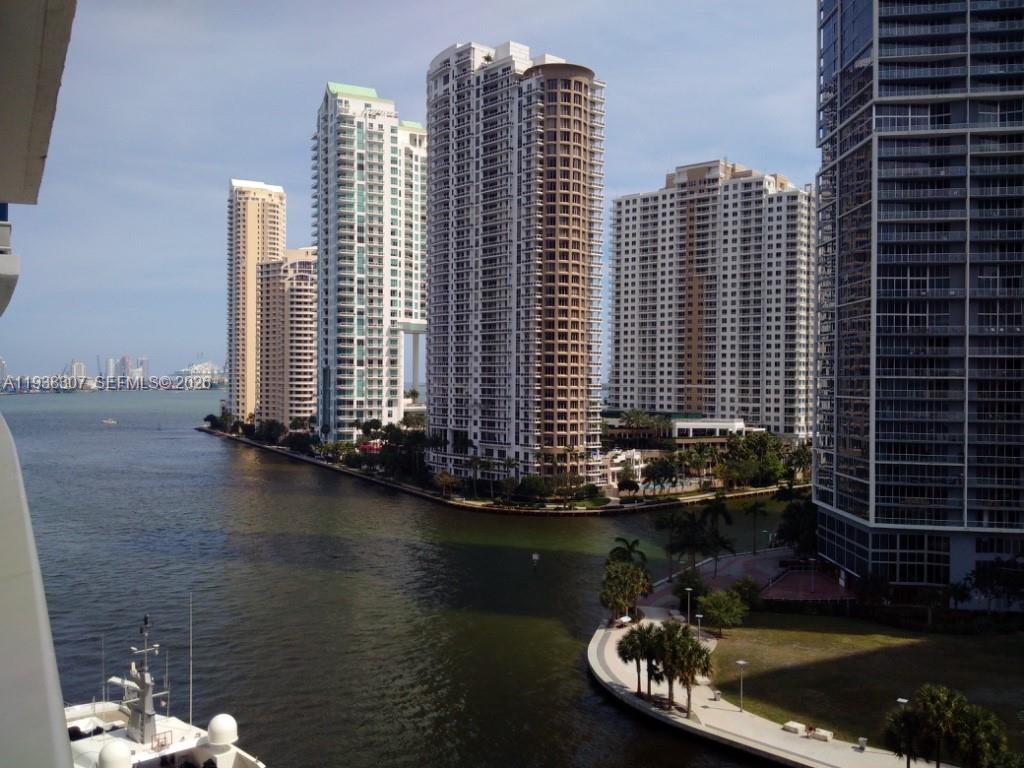 200 Biscayne Boulevard Way