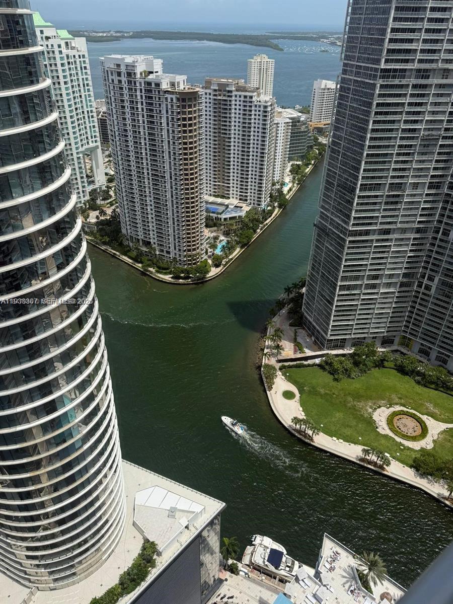 200 Biscayne Boulevard Way