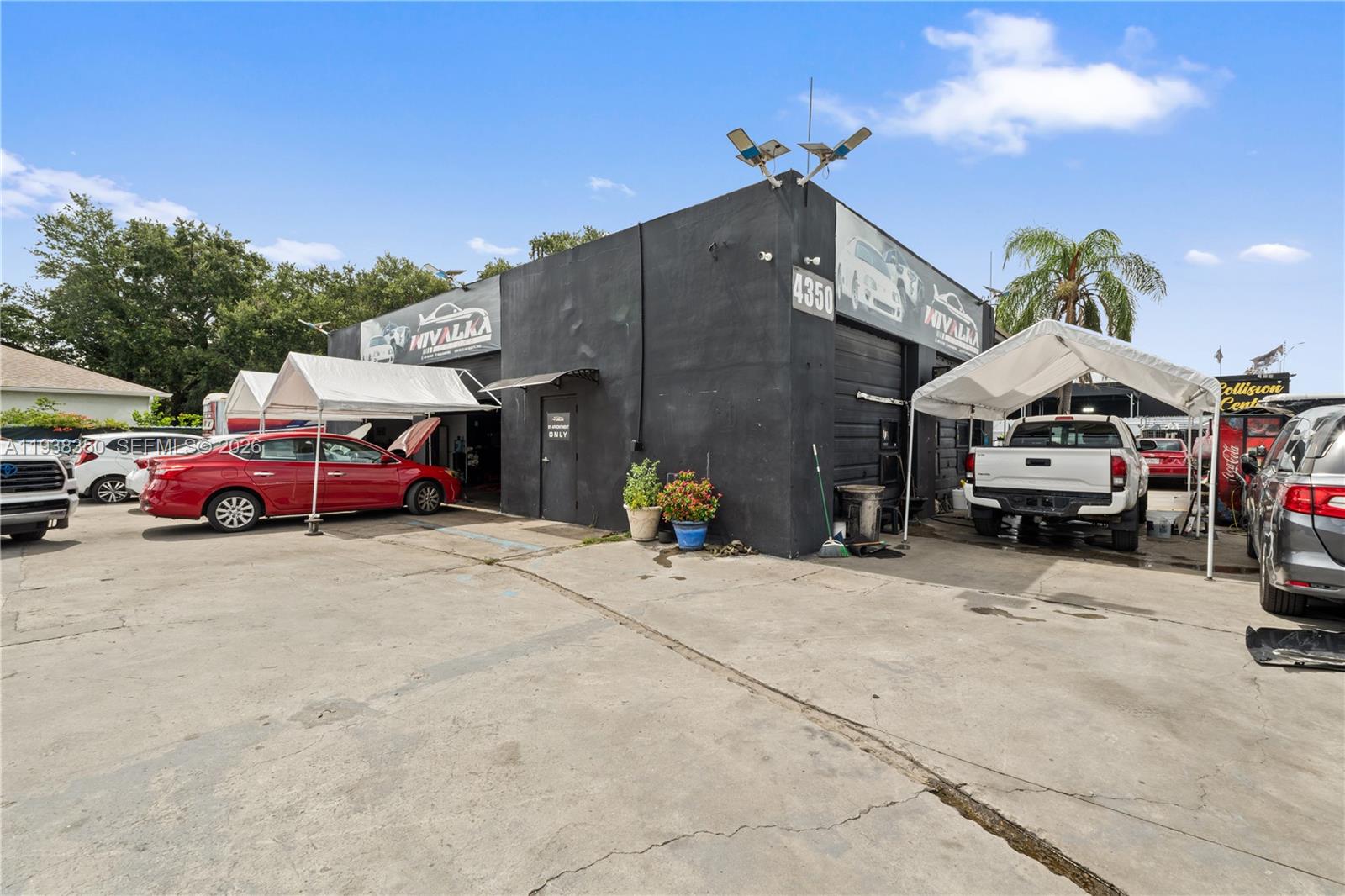 4350 NW 32nd Avenue