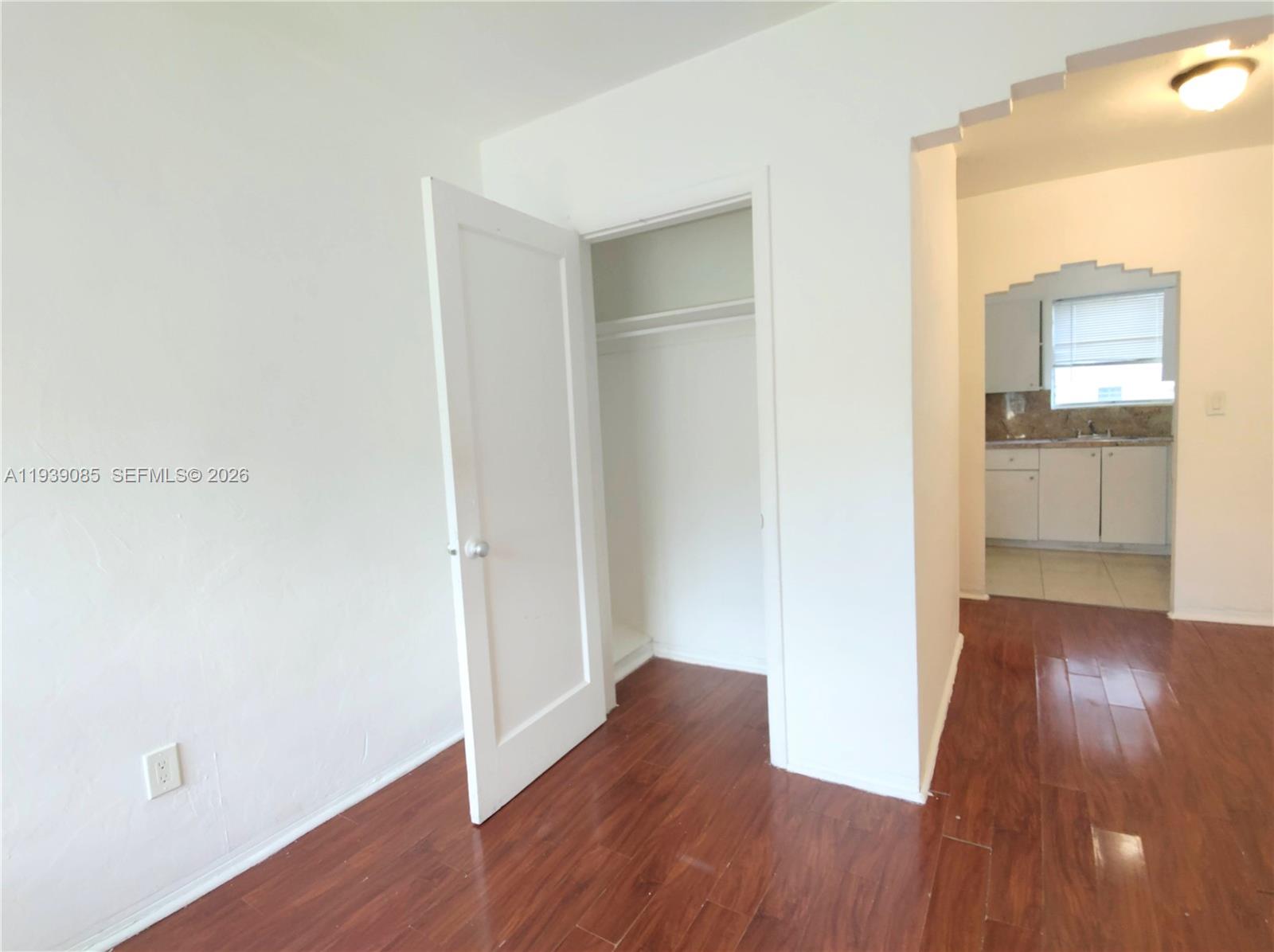 1565 SW 6th Street