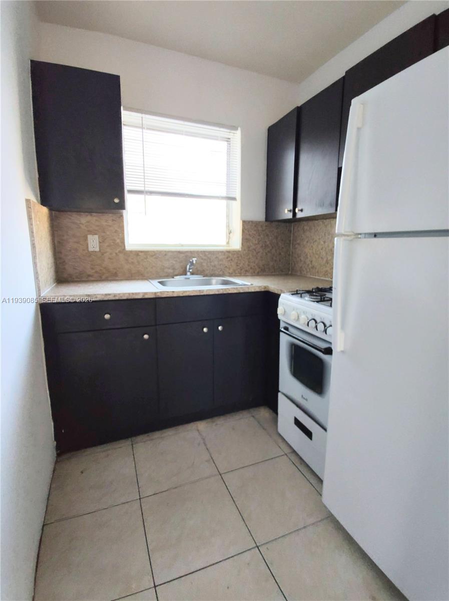 1565 SW 6th Street