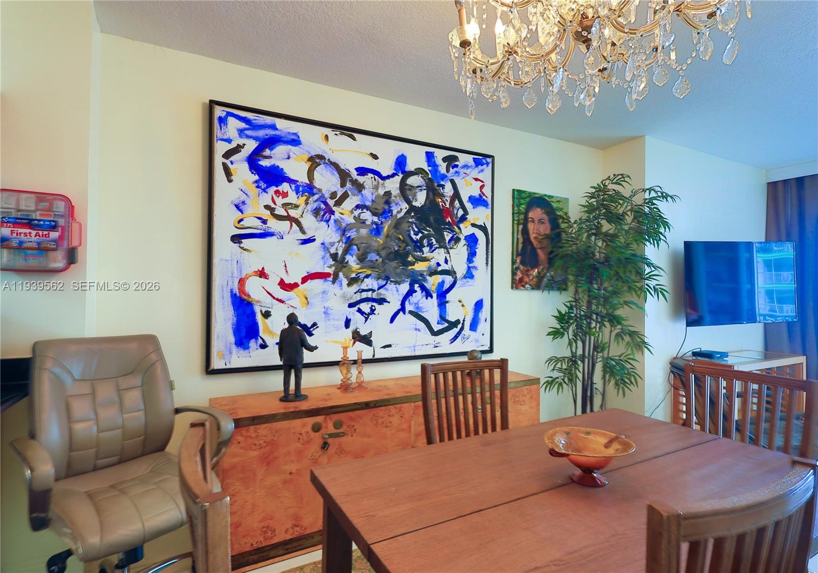 1750 N Bayshore Drive
