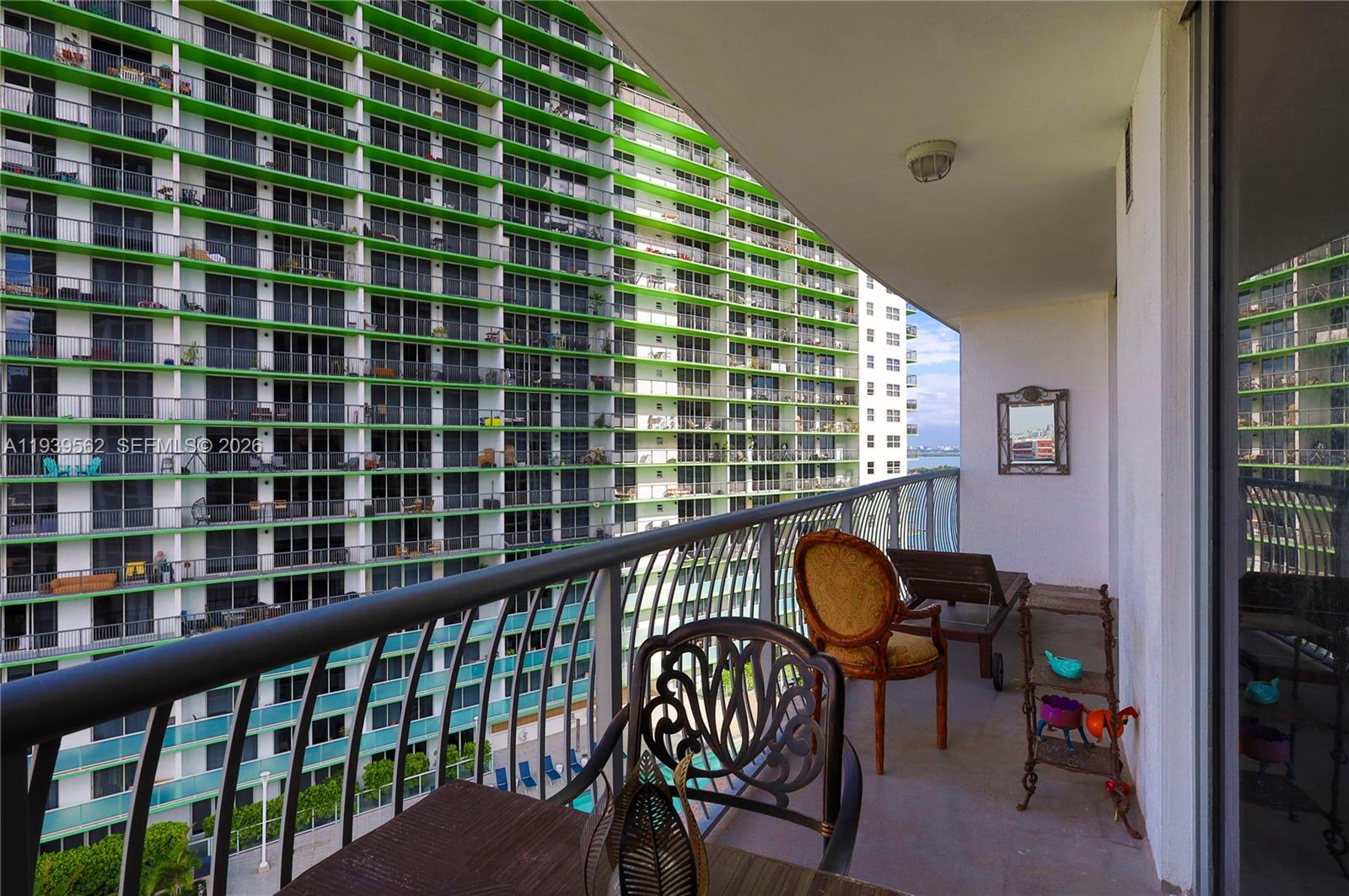 1750 N Bayshore Drive