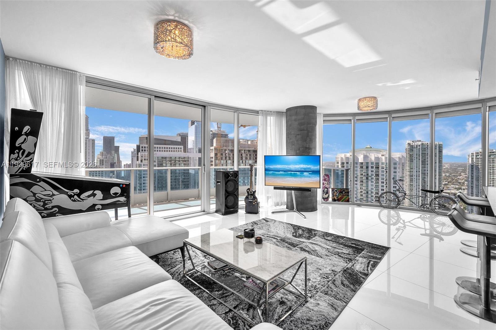 200 Biscayne Boulevard Way