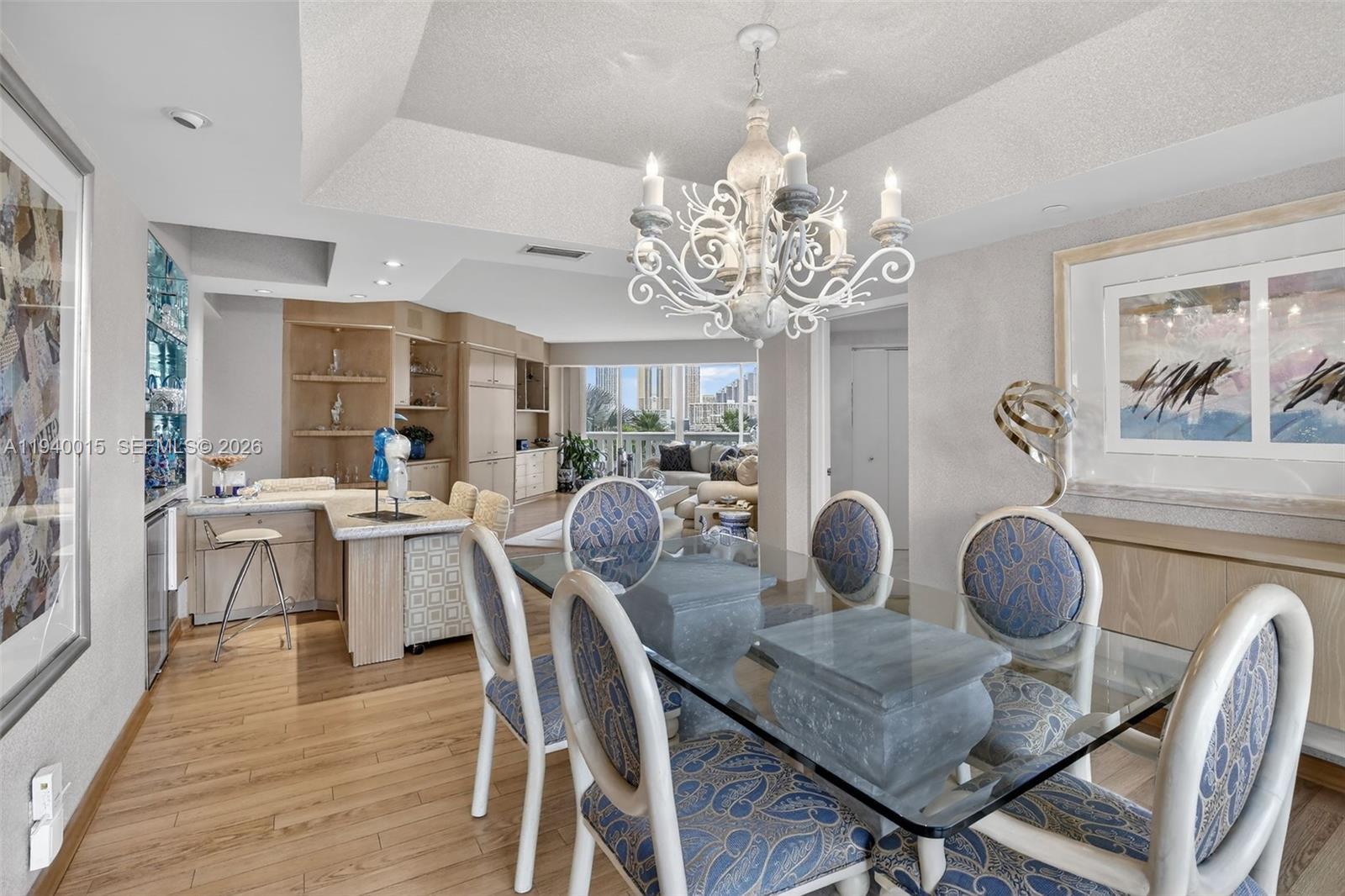 3000 Island Boulevard