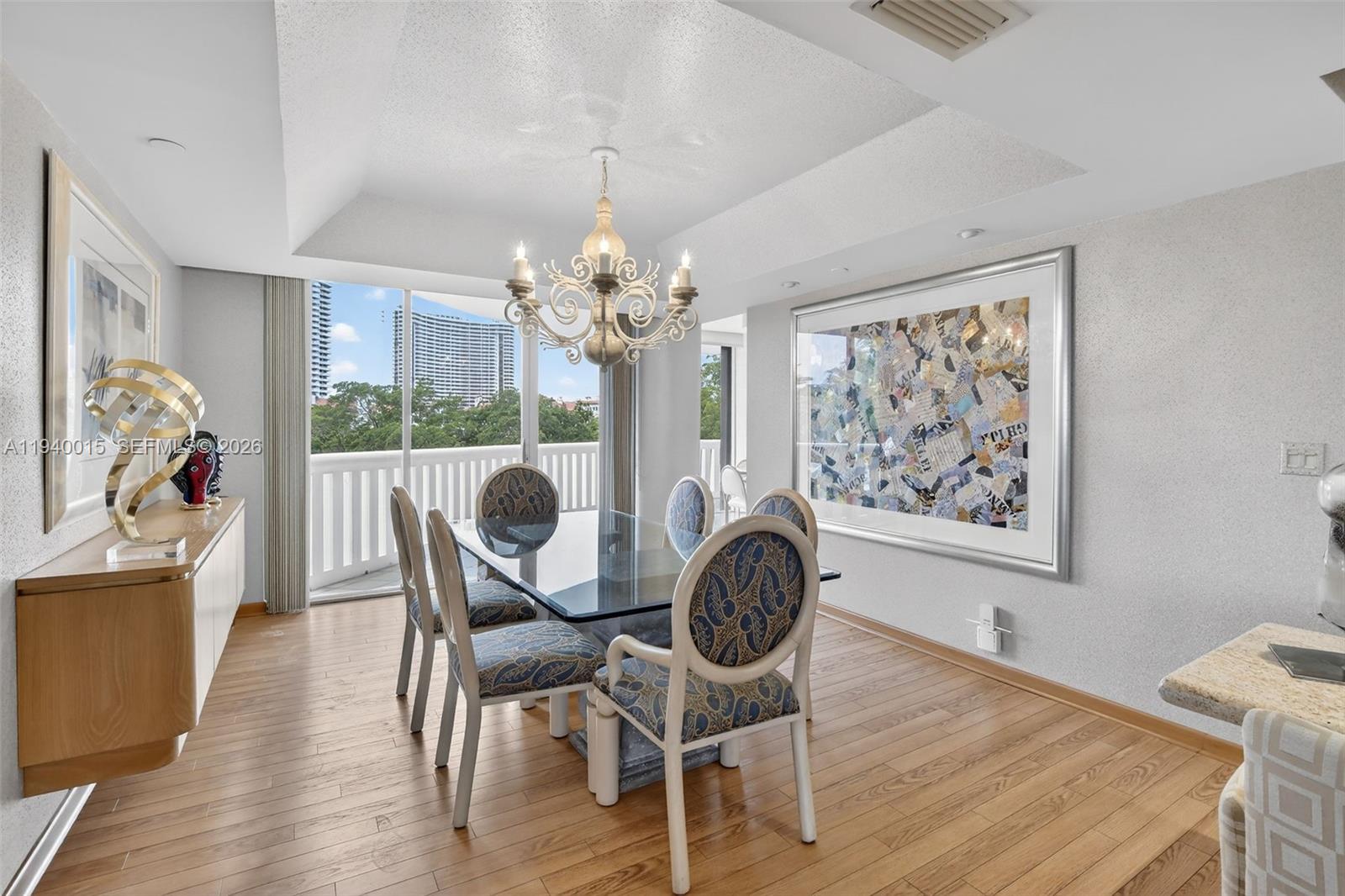 3000 Island Boulevard