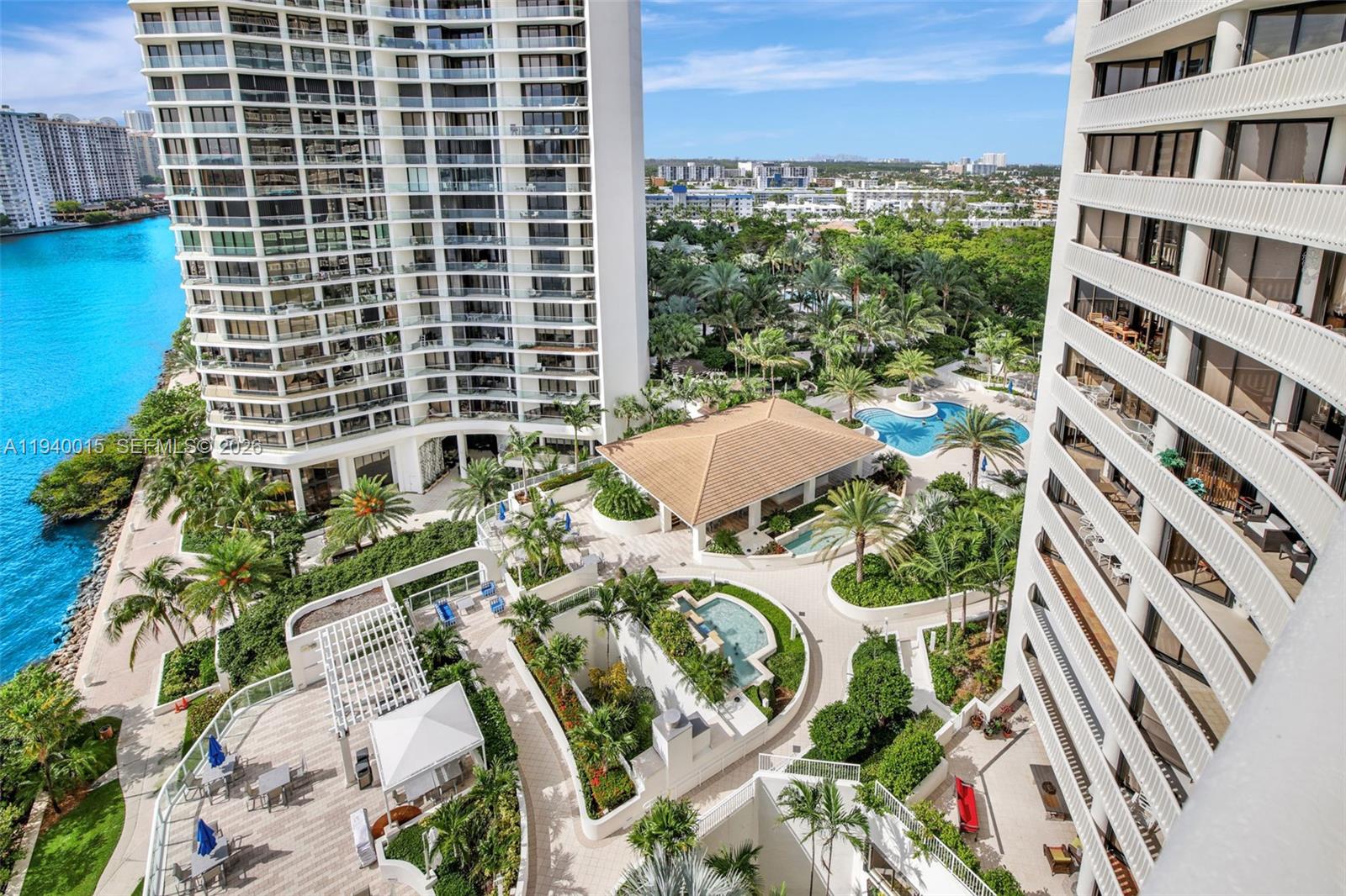 3000 Island Boulevard