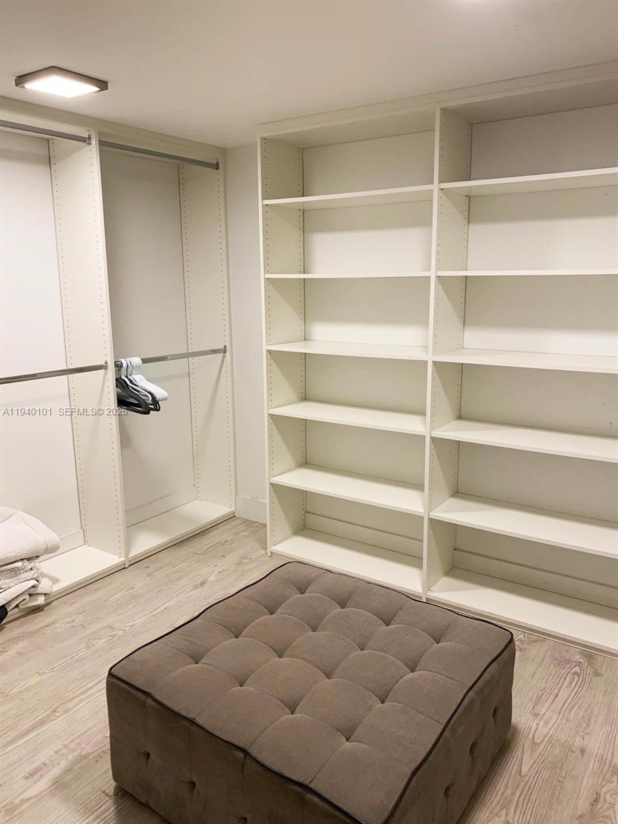 400 Sunny Isles Boulevard