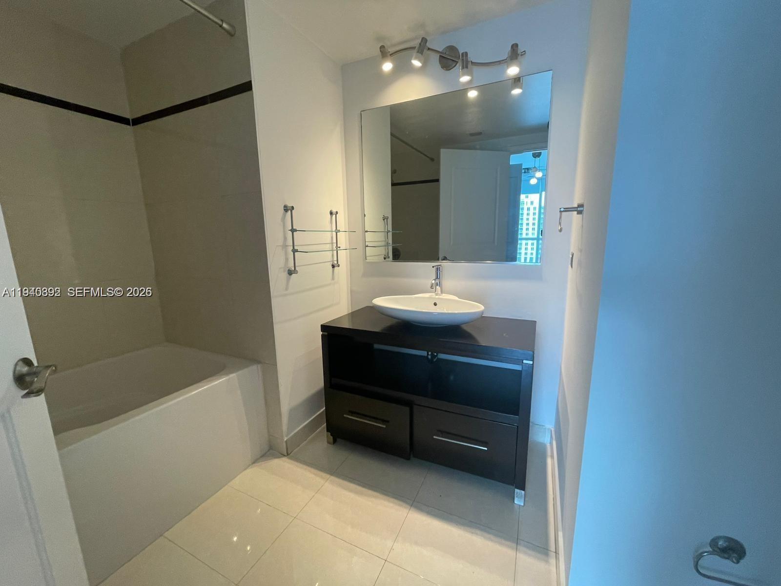 480 NE 30th Street