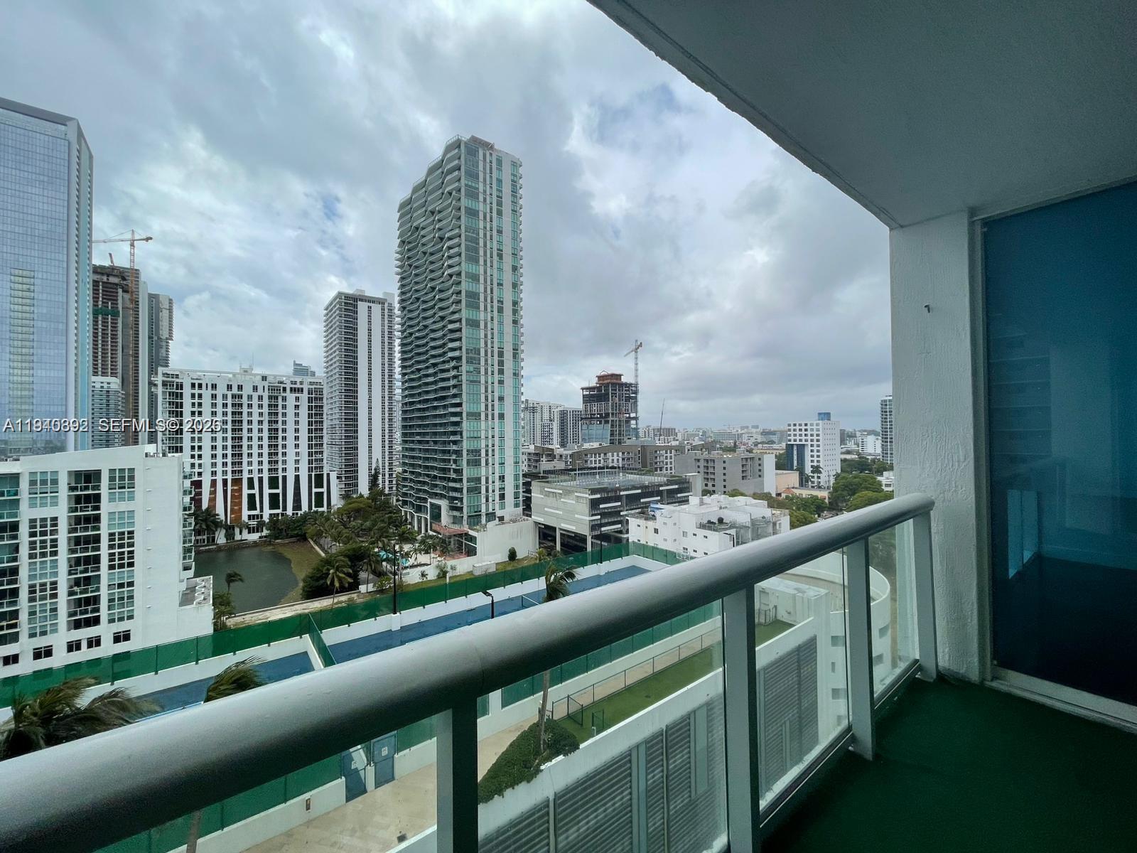 480 NE 30th Street