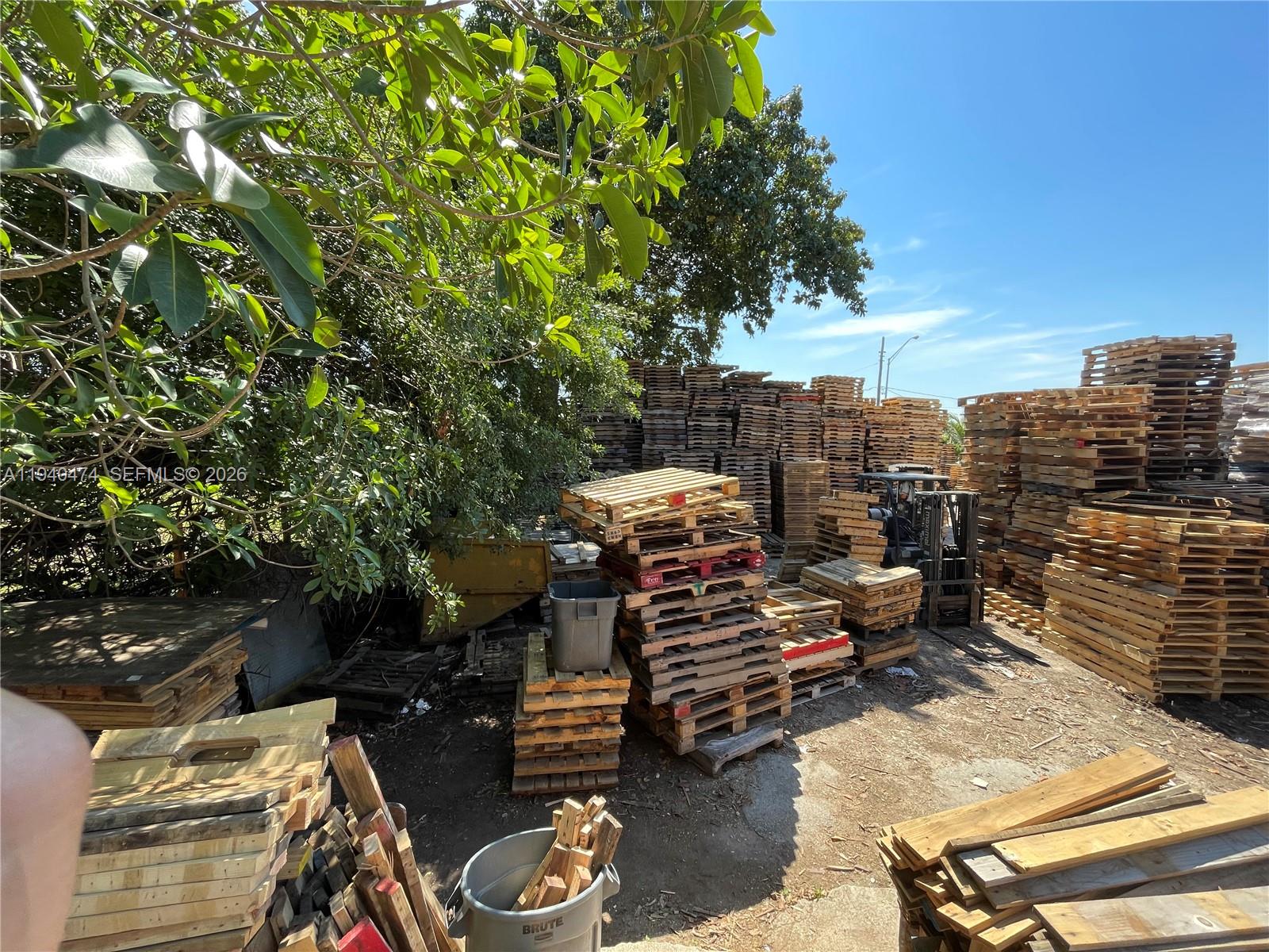 3021 NW 54th Street