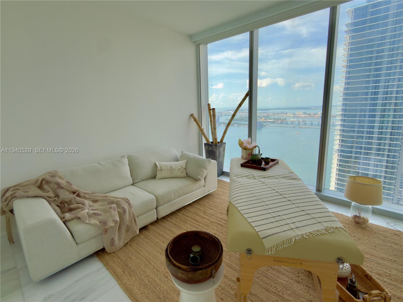 700 NE 26th Terrace