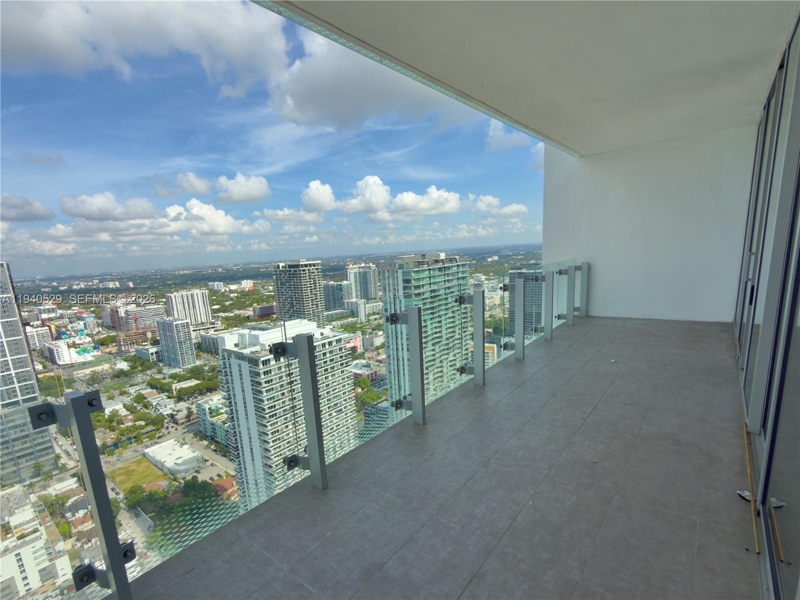 700 NE 26th Terrace