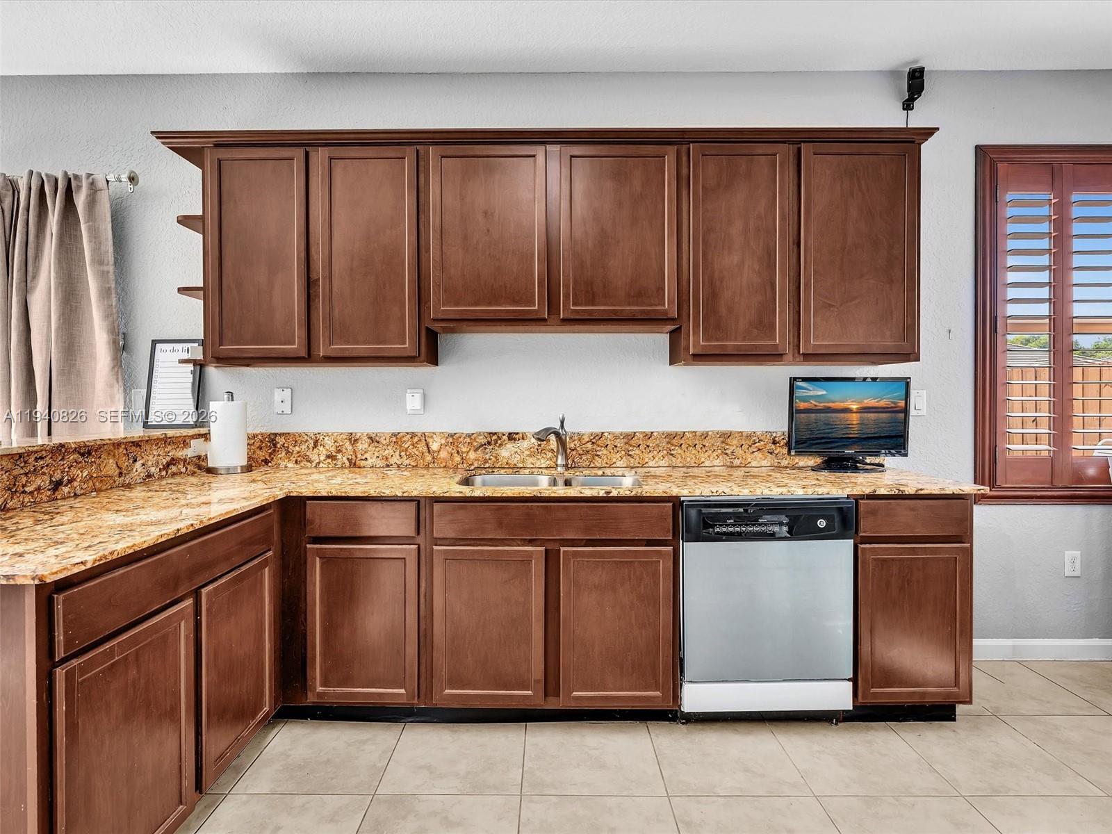 625 SE 30th Terrace