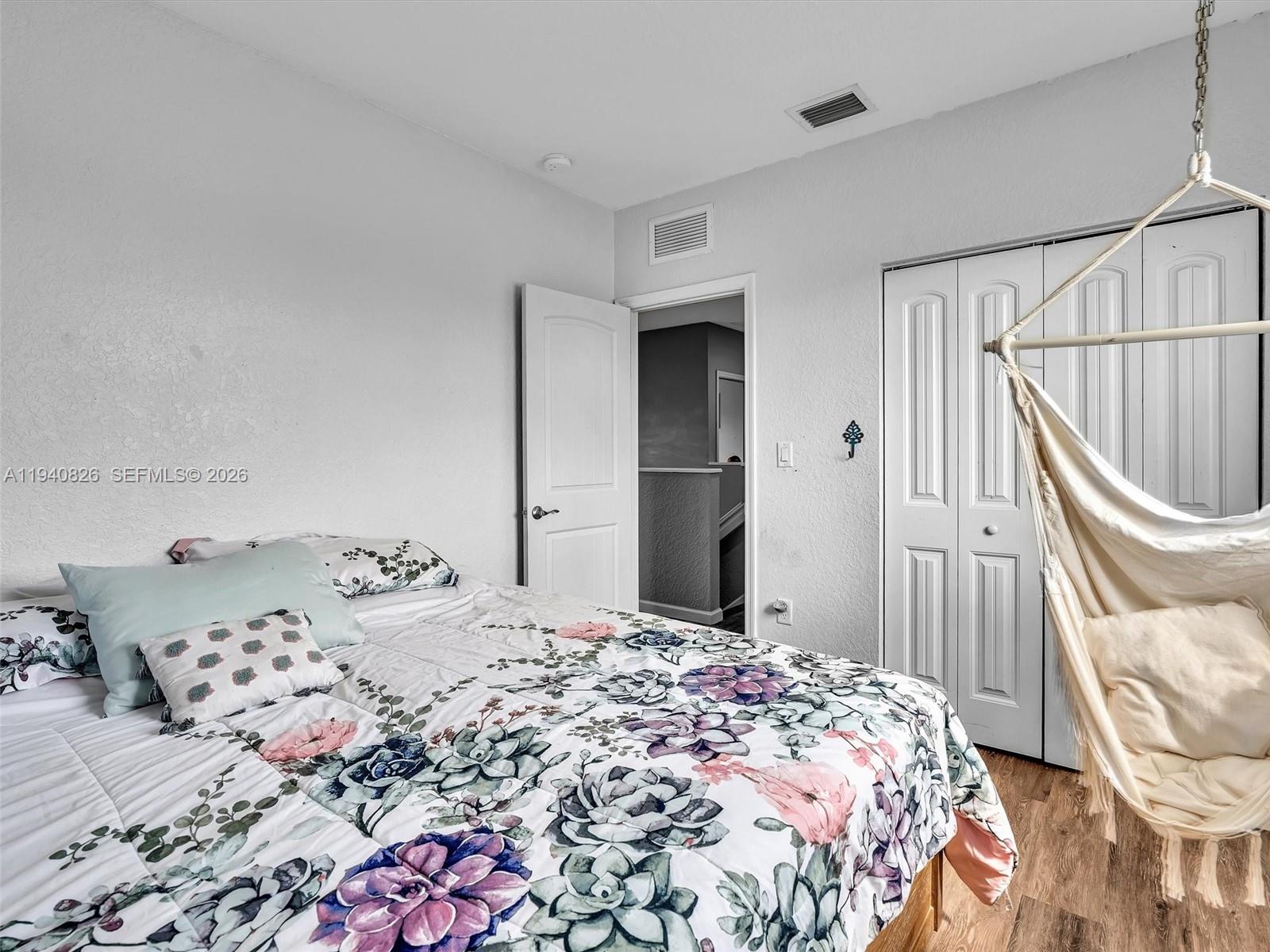 625 SE 30th Terrace