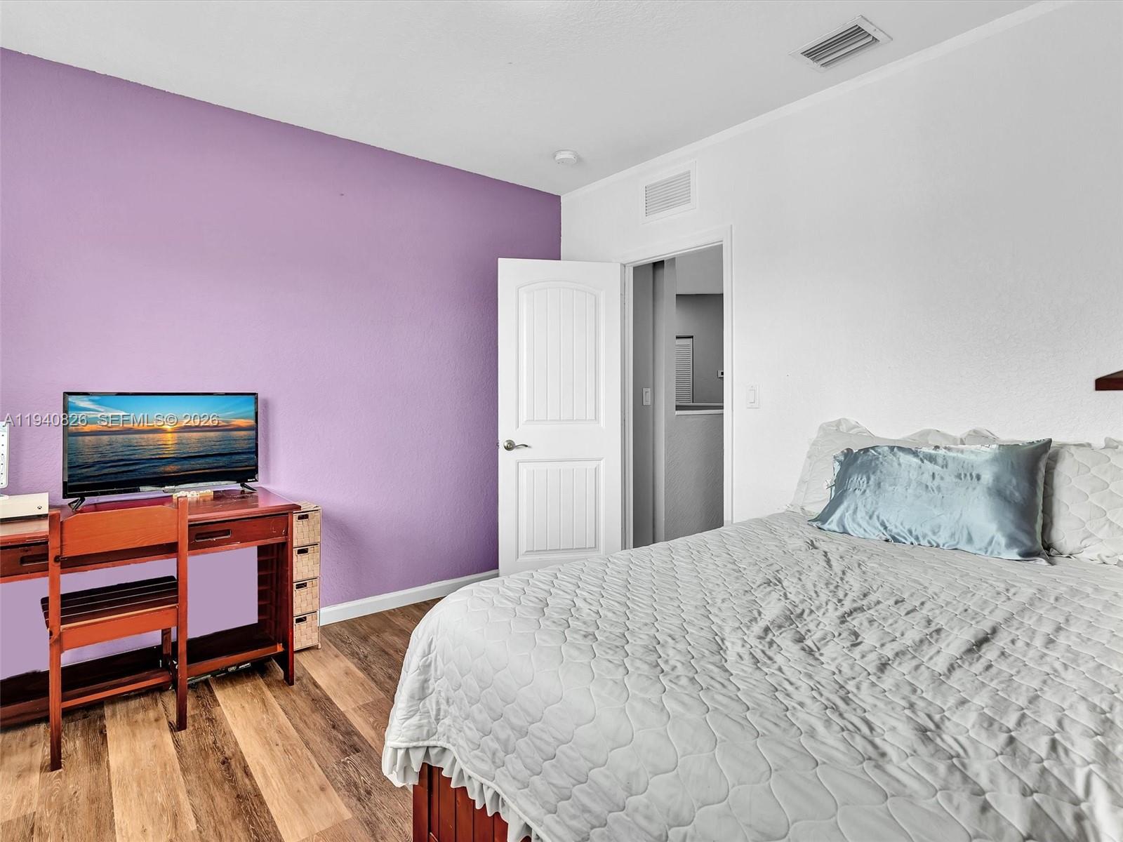 625 SE 30th Terrace