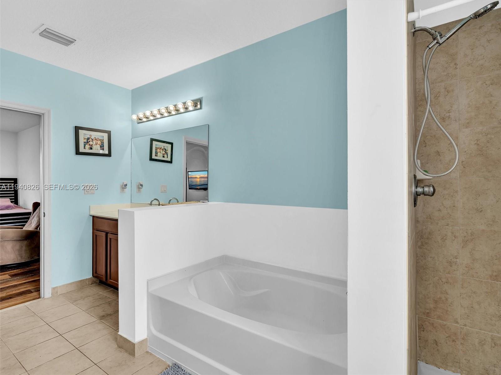 625 SE 30th Terrace