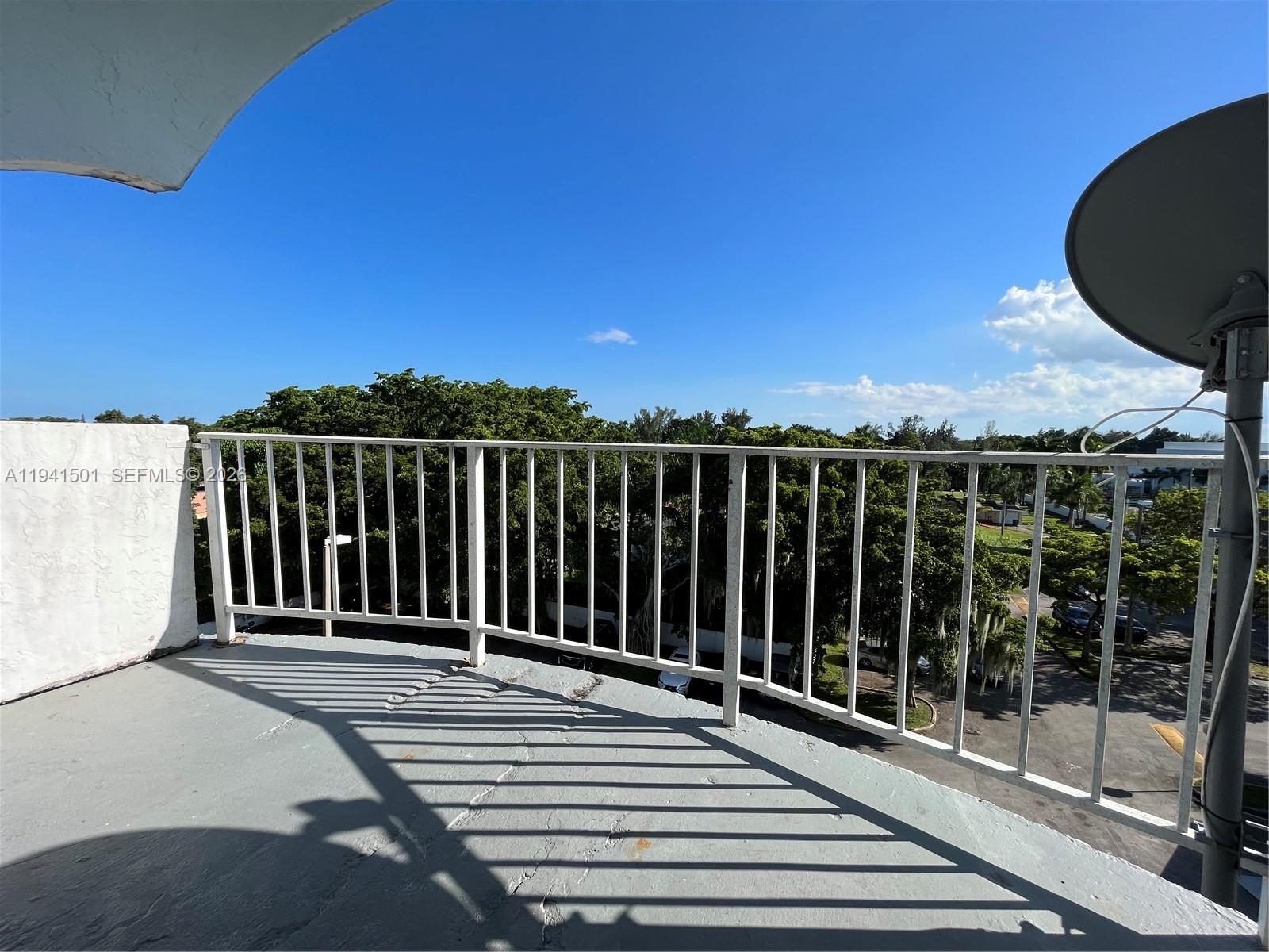 492 NW 165th St Road