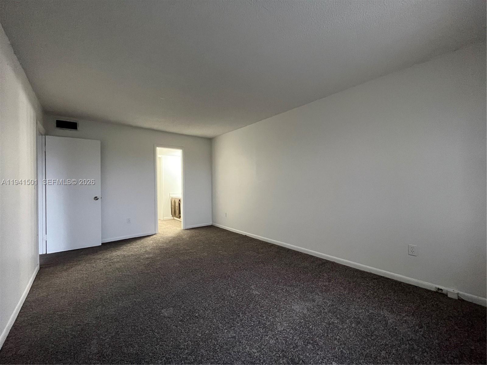 492 NW 165th St Road