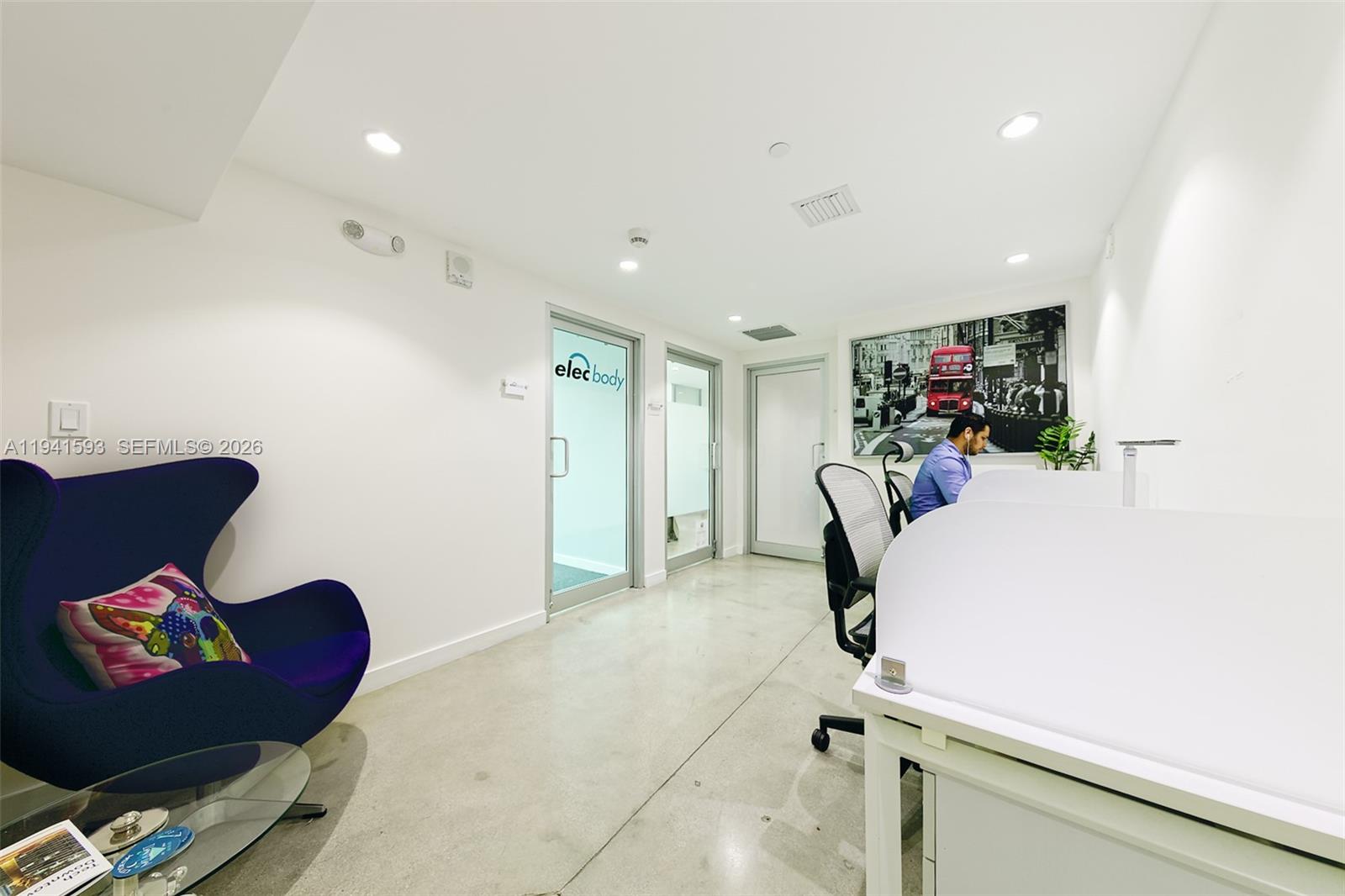 350 S Miami Avenue