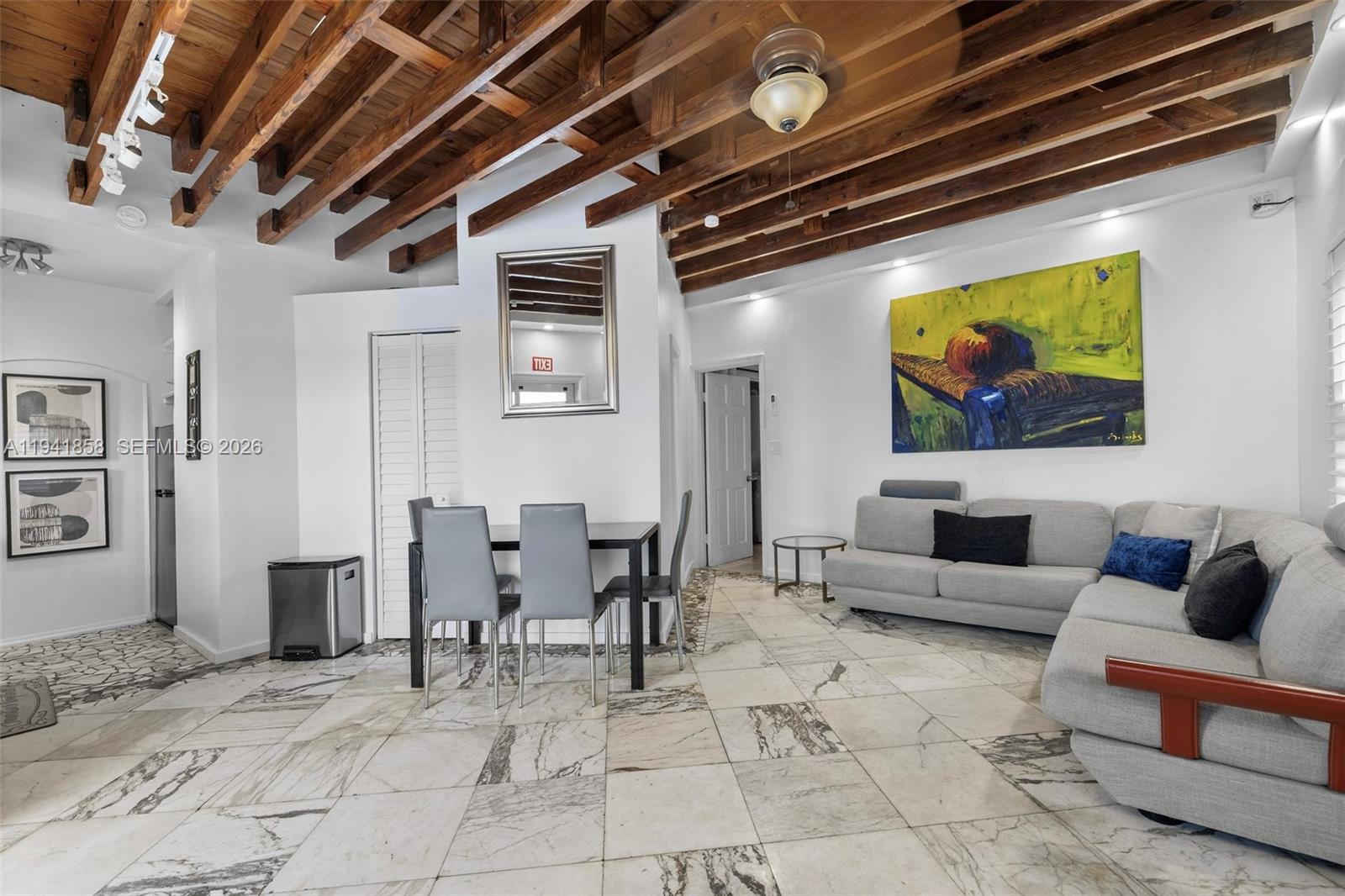 1908 N Ocean Drive