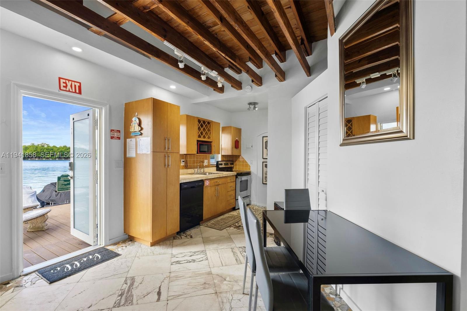 1908 N Ocean Drive
