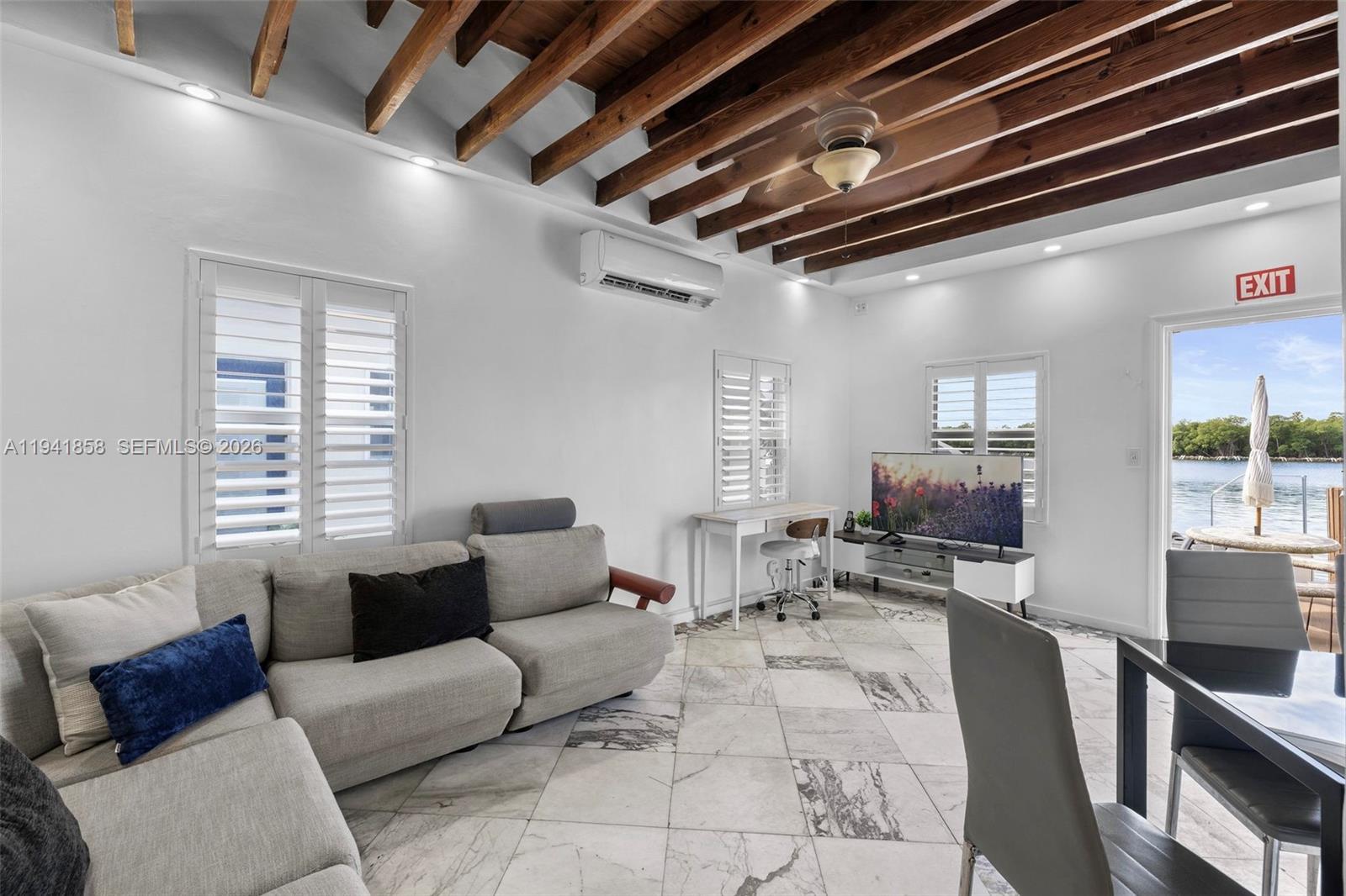1908 N Ocean Drive