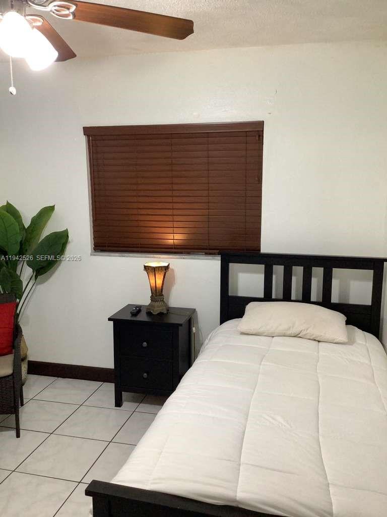 6706 Inwood