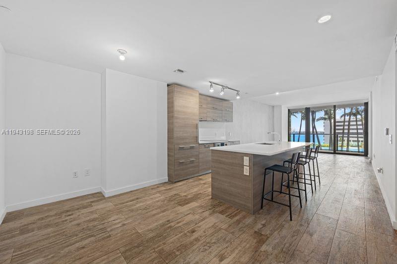 650 NE 32nd Street