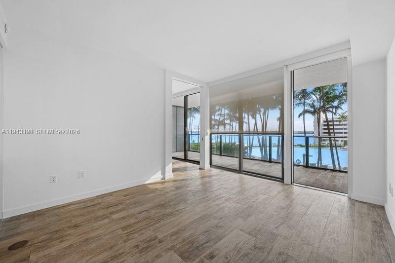 650 NE 32nd Street