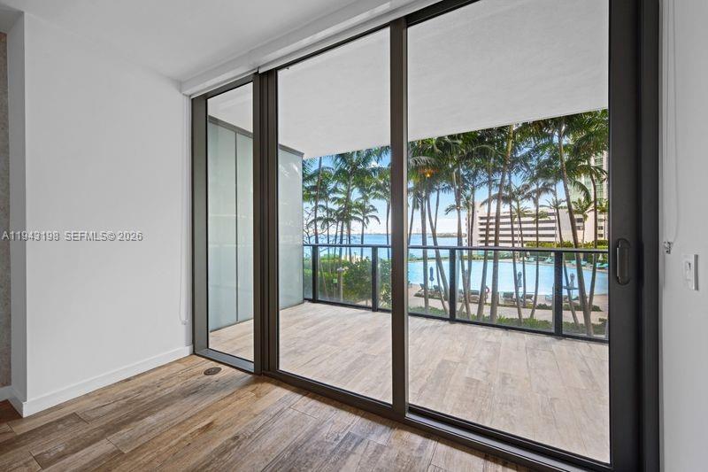 650 NE 32nd Street