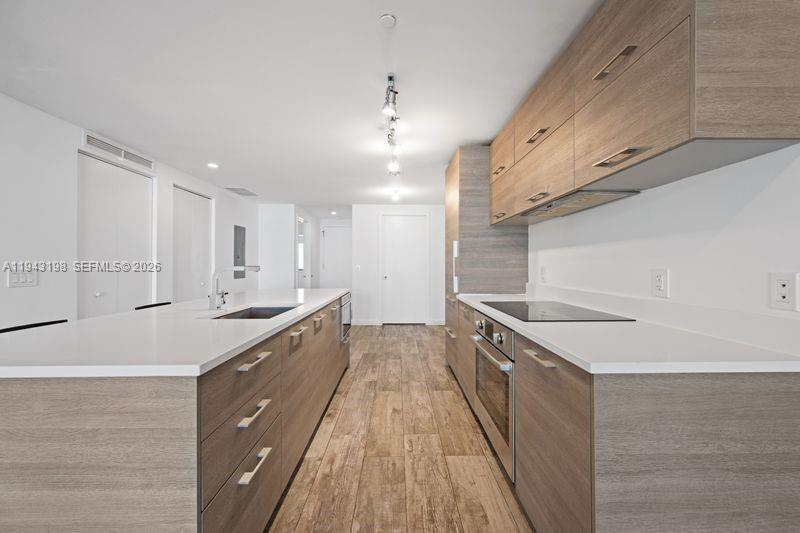 650 NE 32nd Street