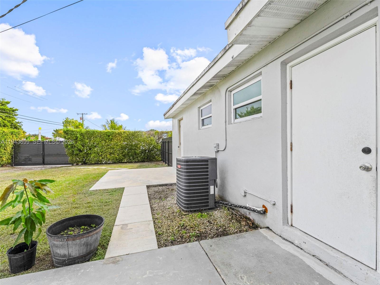 11401 SW 56th Street