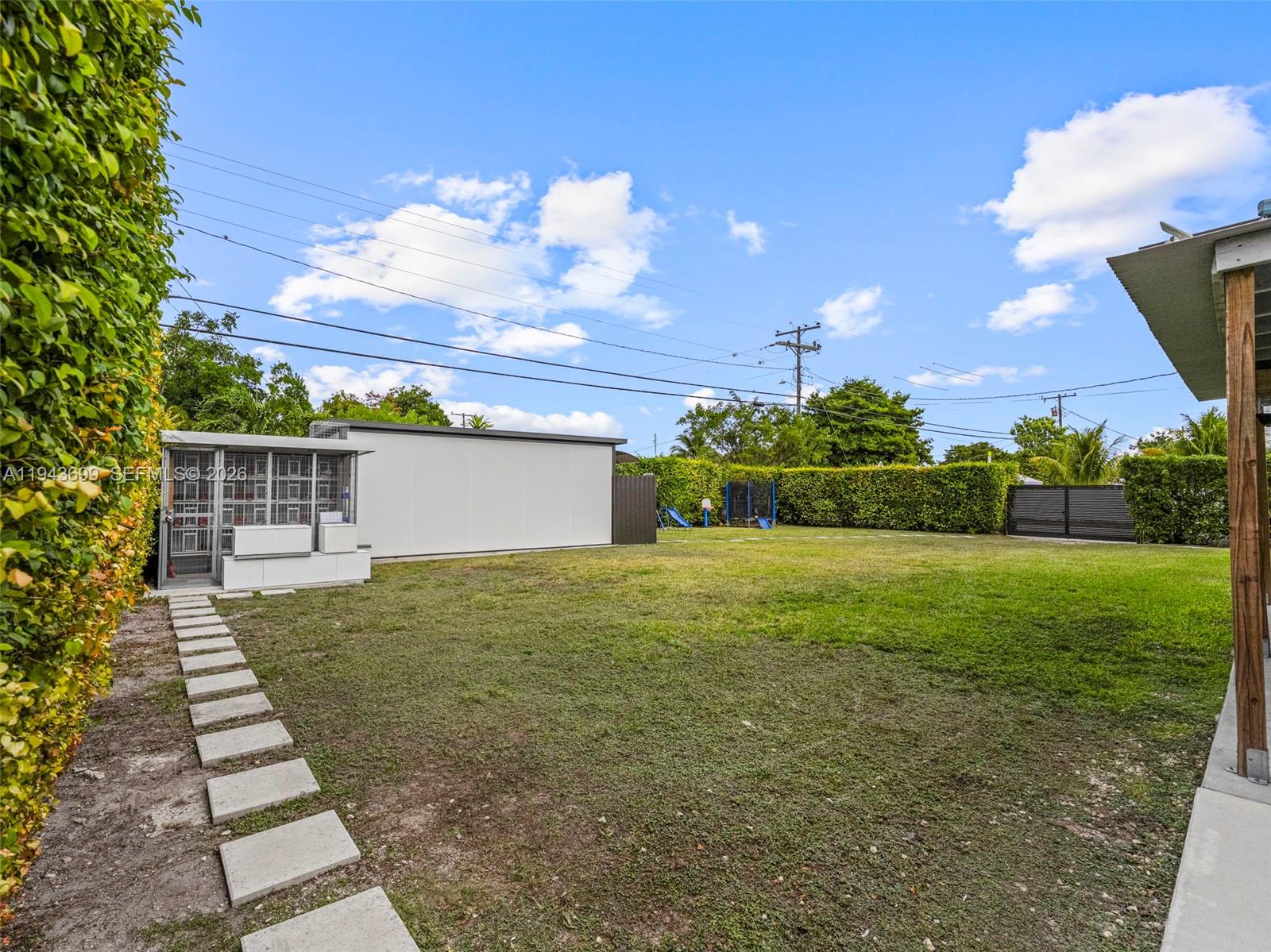 11401 SW 56th Street