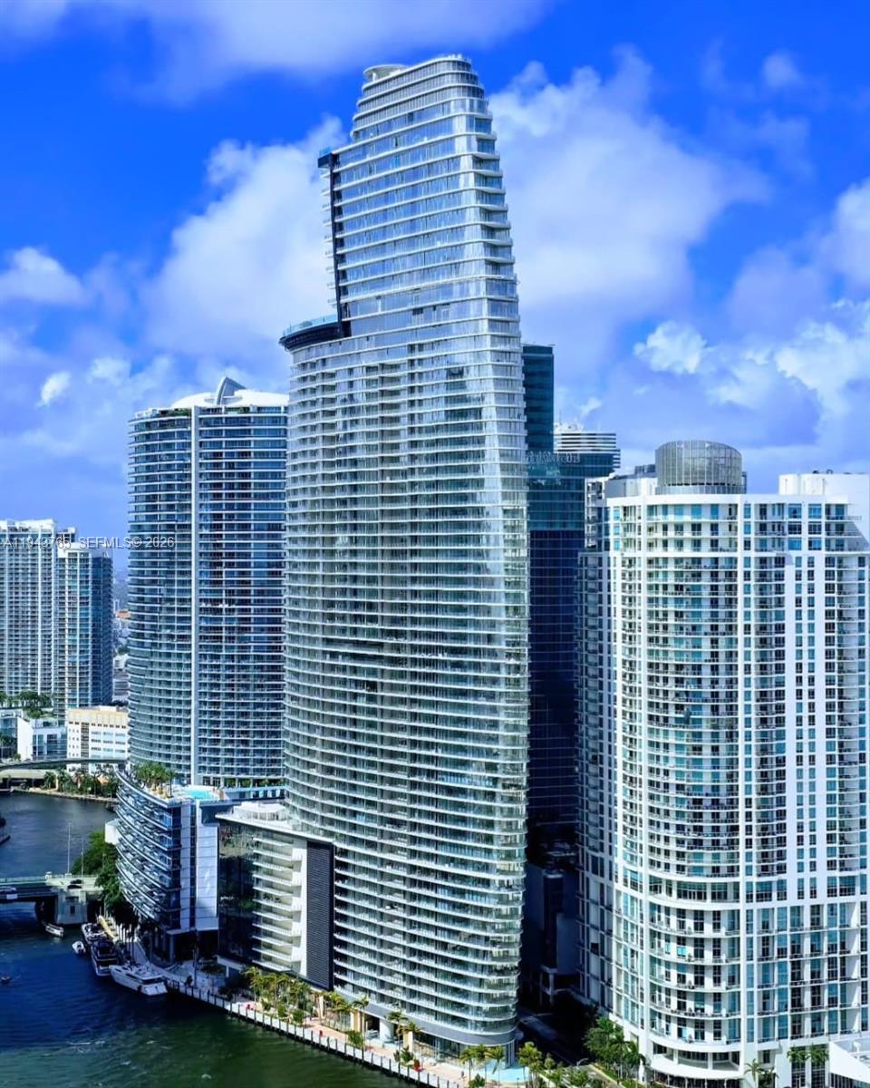 300 Biscayne Blvd Way