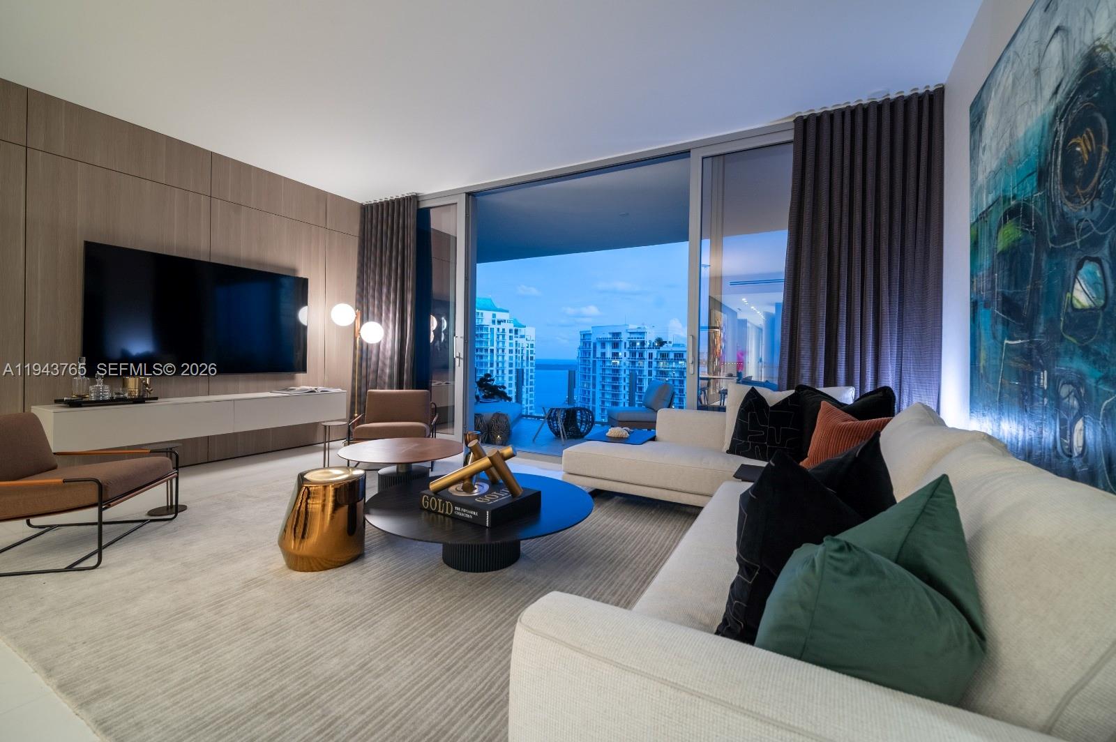 300 Biscayne Blvd Way