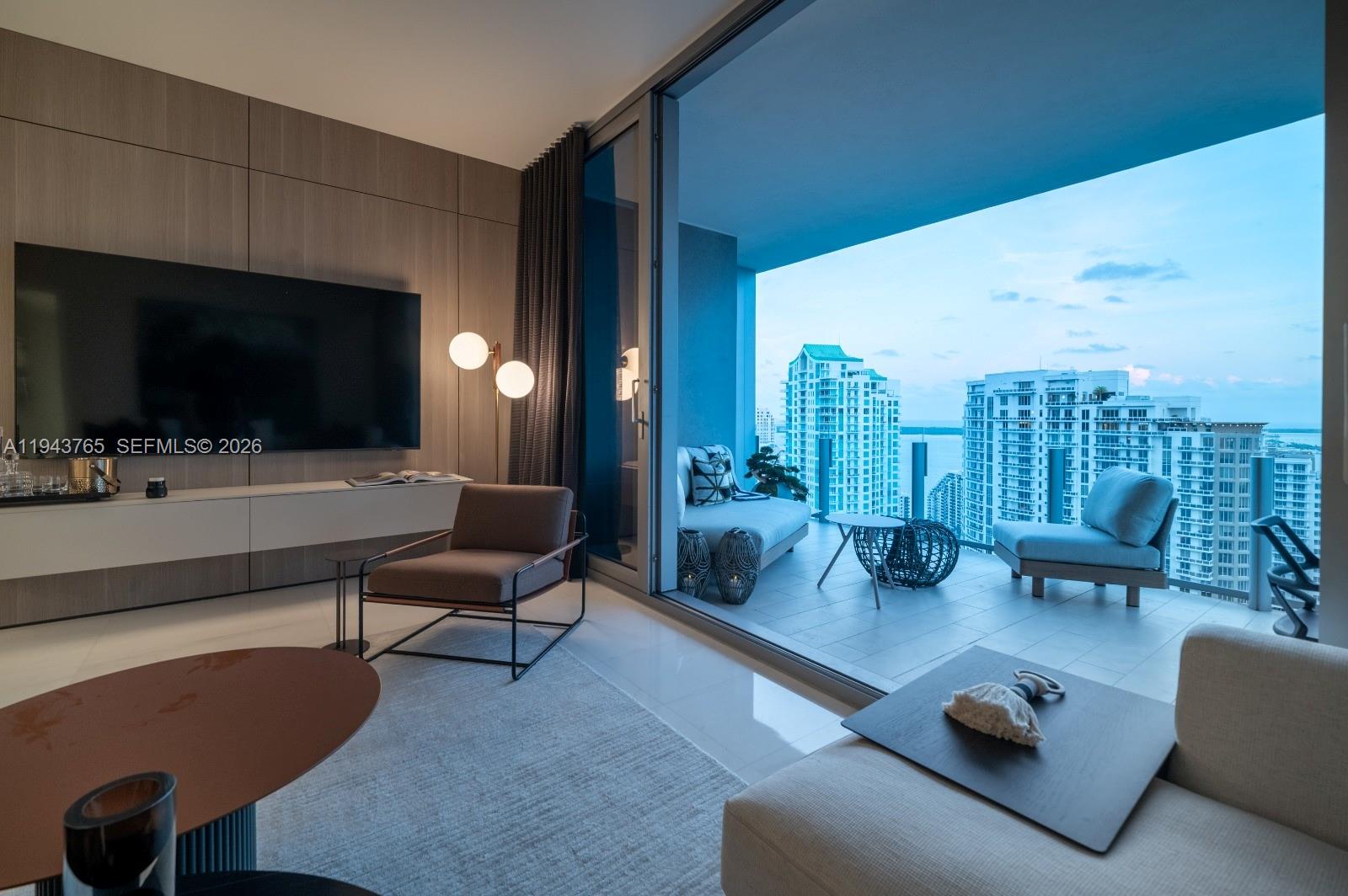 300 Biscayne Blvd Way