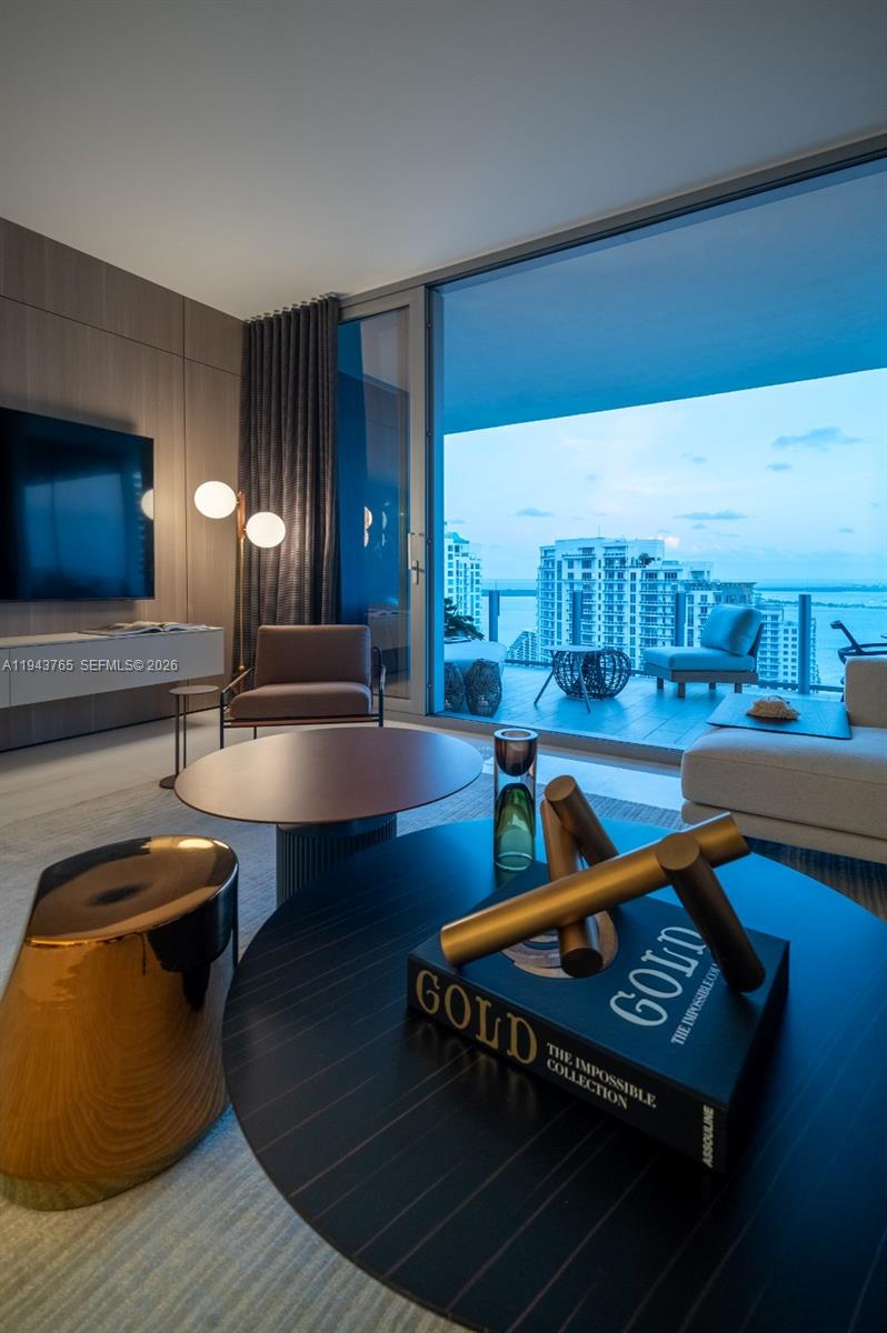 300 Biscayne Blvd Way