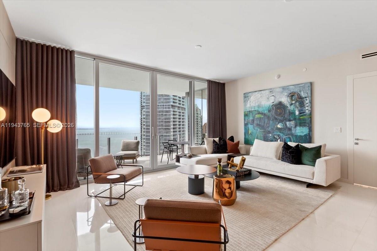 300 Biscayne Blvd Way