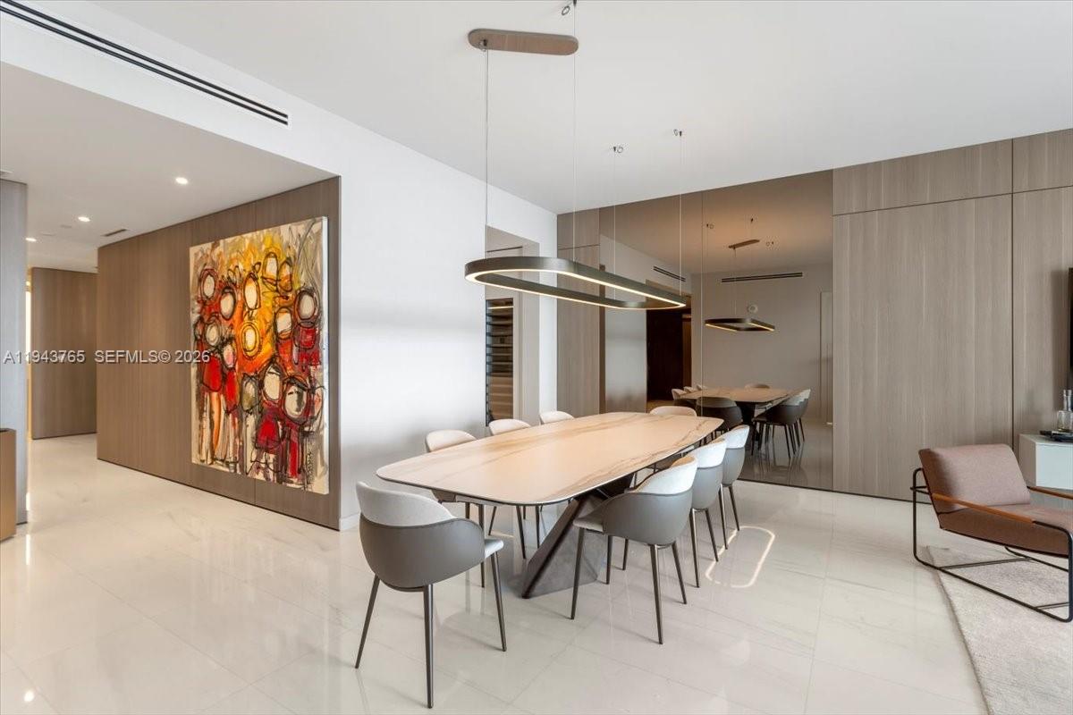 300 Biscayne Blvd Way
