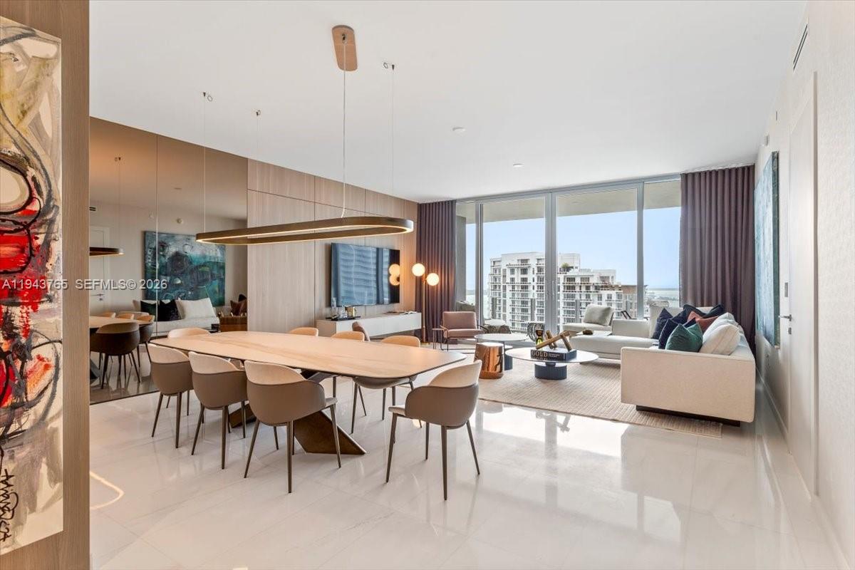 300 Biscayne Blvd Way