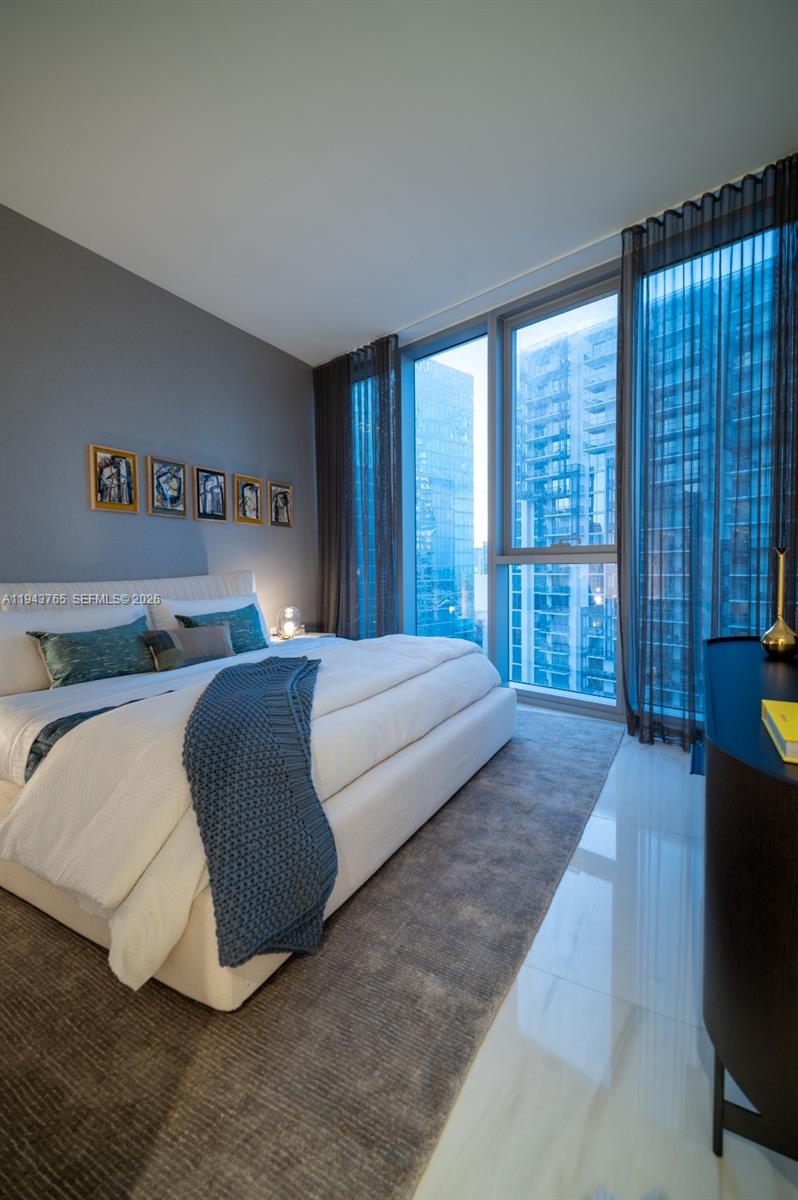 300 Biscayne Blvd Way